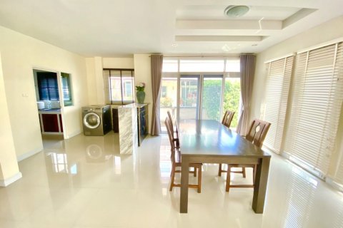 Haus in Pattaya, Thailand 3 Schlafzimmer № 156996 - Foto 10