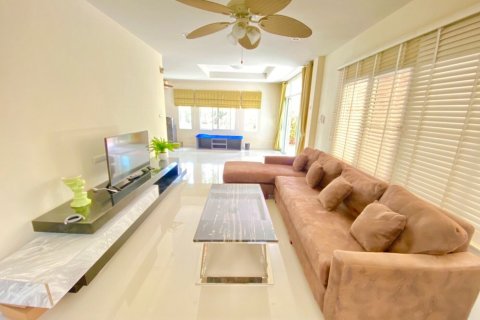 Haus in Pattaya, Thailand 3 Schlafzimmer № 156996 - Foto 8