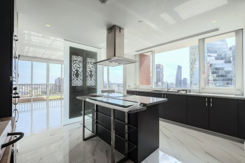 Condominio de 3 dormitorios en Bangkok, Tailandia № 143127 - foto 15