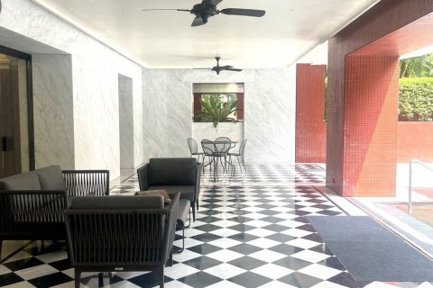 Condominio de 2 dormitorios en Bangkok, Tailandia № 143128 - foto 13