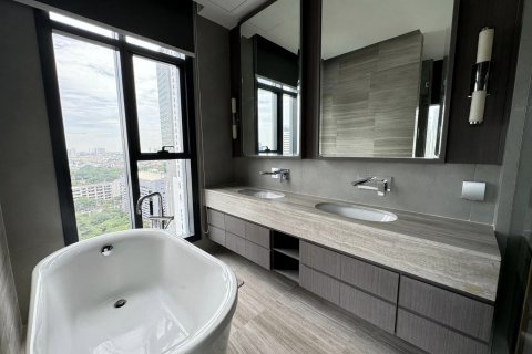 Condominio de 2 dormitorios en Sathon, Bangkok, Tailandia № 143125