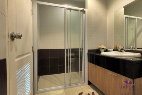 Condominio de 2 dormitorios en Chiang Mai, Tailandia № 200377 - foto 11