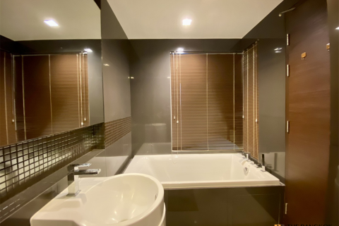 Condo in Bangkok, Thailand, 1 bedroom № 197434 - photo 7