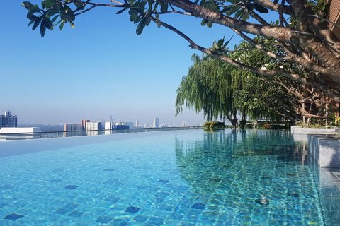 Estudio en el condominio en Khlong Toei, Bangkok, Tailandia № 164258 - foto 2