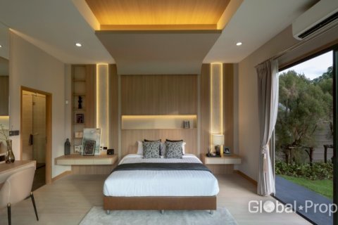 Casa de 4 dormitorios en Pattaya, Tailandia № 163962 - foto 6