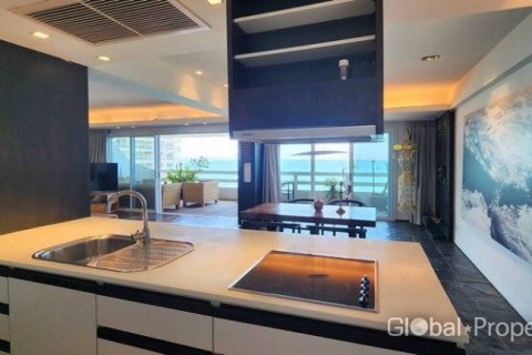 Condominio de 1 dormitorio en Pattaya, Tailandia № 163968 - foto 10