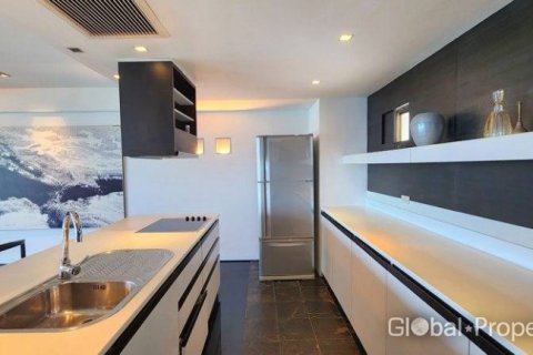 Condominio de 1 dormitorio en Pattaya, Tailandia № 163968 - foto 9