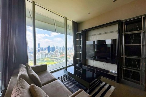 Condominio de 2 dormitorios en Pathum Wan, Bangkok, Tailandia № 136937 - foto 3