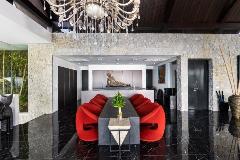 Chalet de 7 dormitorios en Kathu, Tailandia № 147057 - foto 3