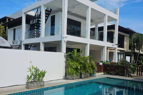 Dúplex de 3 dormitorios en Surat Thani, Tailandia № 116326 - foto 3