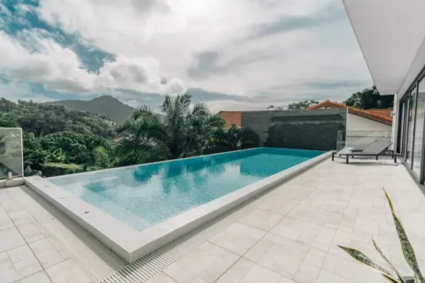 Chalet de 4 dormitorios en Phuket, Tailandia № 116329 - foto 17