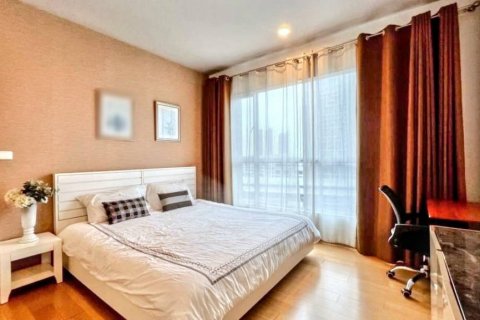 Condominio de 1 dormitorio en Khlong San, Bangkok, Tailandia № 116327 - foto 7