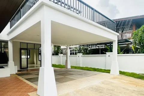 Casa de 3 dormitorios en Chalong, Tailandia № 156312 - foto 3