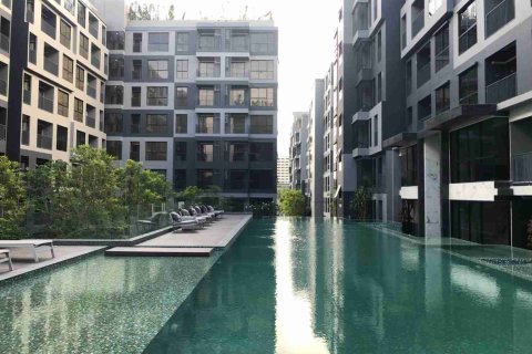 Condominio de 1 dormitorio en Bangkok, Tailandia № 208622 - foto 18