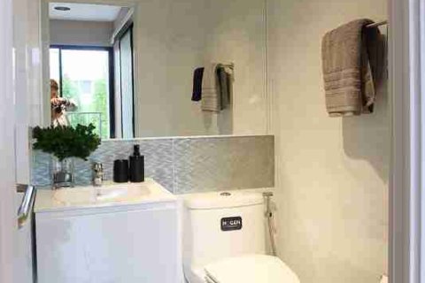 Condominio de 1 dormitorio en Bangkok, Tailandia № 208622 - foto 5