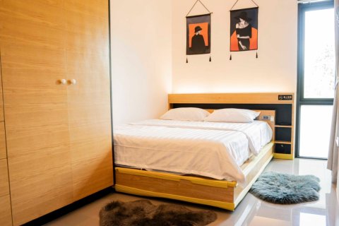Chalet de 4 dormitorios en Phuket, Tailandia № 151863 - foto 11