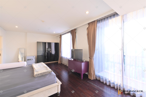 Condominio de 3 dormitorios en Bangkok, Tailandia № 185960 - foto 2