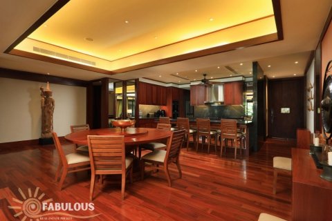 Eigentumswohnung in Kamala, Thailand, 3 Schlafzimmer  № 179519 - Foto 12