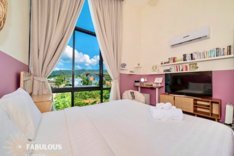 Chalet de 4 dormitorios en Bang Tao, Tailandia № 179524 - foto 9