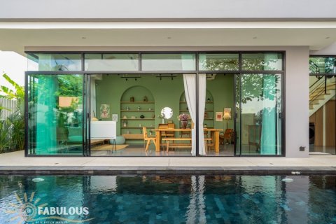 Chalet de 4 dormitorios en Bang Tao, Tailandia № 179524