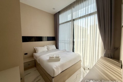 Casa de 3 dormitorios en Pattaya, Tailandia № 170355 - foto 9