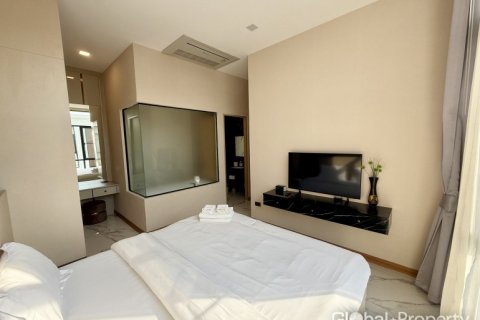 Casa de 3 dormitorios en Pattaya, Tailandia № 170355 - foto 12