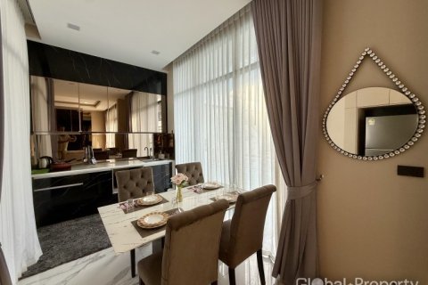 Casa de 3 dormitorios en Pattaya, Tailandia № 170355 - foto 16