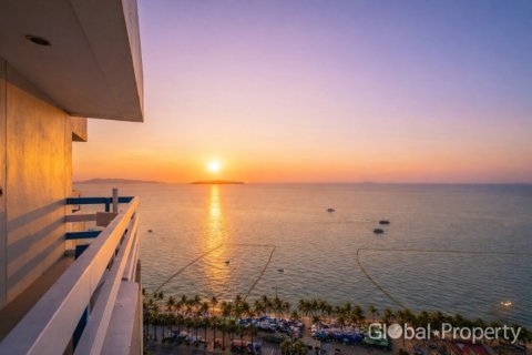 Condo in Pattaya, Thailand, 2 bedrooms  № 170356