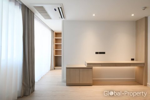 Condominio de 2 dormitorios en Pattaya, Tailandia № 170356 - foto 5