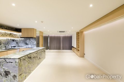 Condominio de 2 dormitorios en Pattaya, Tailandia № 170356 - foto 10