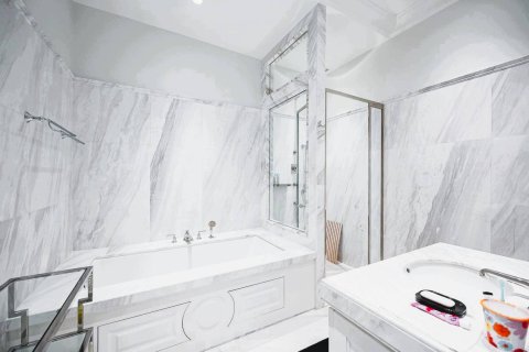 Condominio de 3 dormitorios en Bangkok, Tailandia № 180510 - foto 7
