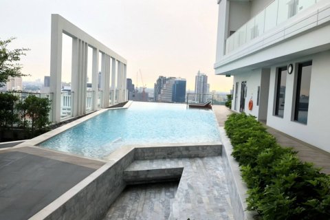 Condominio de 2 dormitorios en Bangkok, Tailandia № 180508 - foto 16