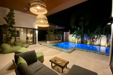 Casa de 4 dormitorios en Ko Samui, Tailandia № 168840 - foto 2