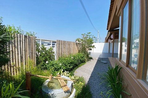Chalet de 3 dormitorios en Hua Hin, Tailandia № 168276 - foto 6