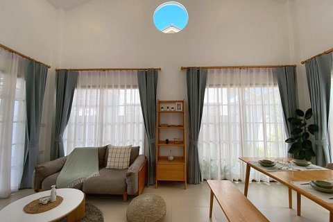 Chalet de 3 dormitorios en Hua Hin, Tailandia № 168276 - foto 13