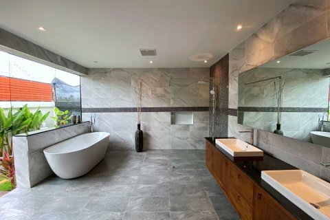 Chalet de 4 dormitorios en Hua Hin, Tailandia № 168308 - foto 18
