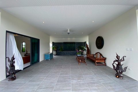 Chalet de 4 dormitorios en Hua Hin, Tailandia № 168308 - foto 7