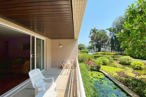 Condominio de 2 dormitorios en Hua Hin, Tailandia № 168275 - foto 28