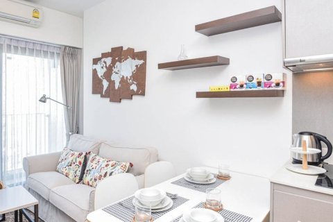 Studio in the Condo in Phra Khanong, Bangkok, Thailand  № 167638 - photo 5