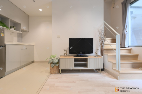 Condo in Bangkok, Thailand, 1 bedroom  № 191028 - photo 8