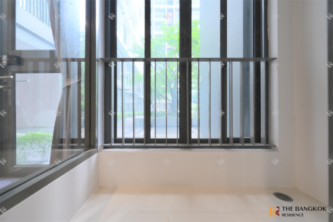 Condo in Bangkok, Thailand, 1 bedroom  № 191028 - photo 2