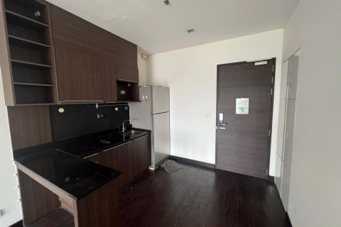Condominio de 2 dormitorios en Ratchathewi, Bangkok, Tailandia № 63334 - foto 2