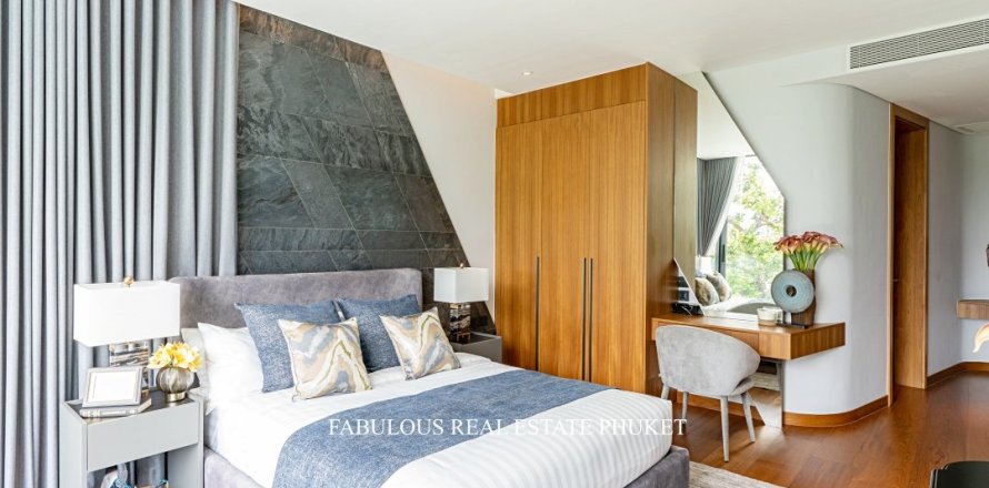 Villa in Bang Tao, Thailand 4 Schlafzimmer № 179593