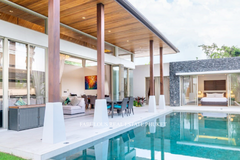 Chalet de 4 dormitorios en Bang Tao, Tailandia № 179591 - foto 4