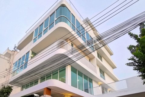 Haus in Bangkok, Thailand 5 Schlafzimmer № 143332