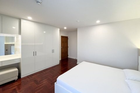 Eigentumswohnung in Bangkok, Thailand, 3 Schlafzimmer  № 143329 - Foto 8