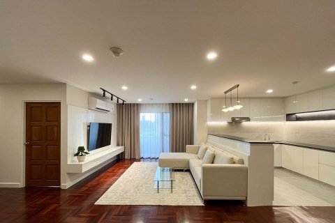 Eigentumswohnung in Bangkok, Thailand, 3 Schlafzimmer  № 143329 - Foto 2