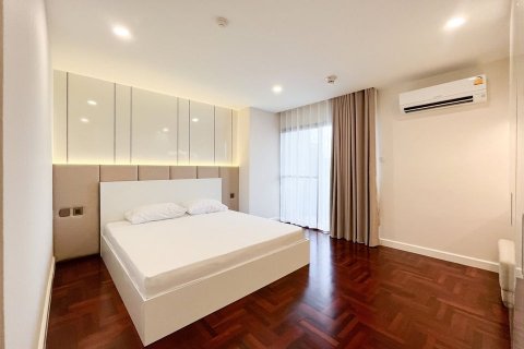 Eigentumswohnung in Bangkok, Thailand, 3 Schlafzimmer  № 143329 - Foto 6