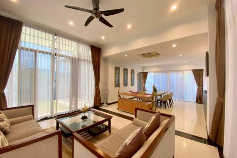Chalet de 3 dormitorios en Phuket, Tailandia № 116907 - foto 4
