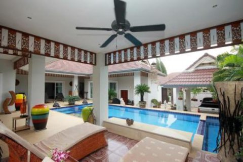 Casa de 4 dormitorios en Hua Hin, Tailandia № 202836 - foto 3